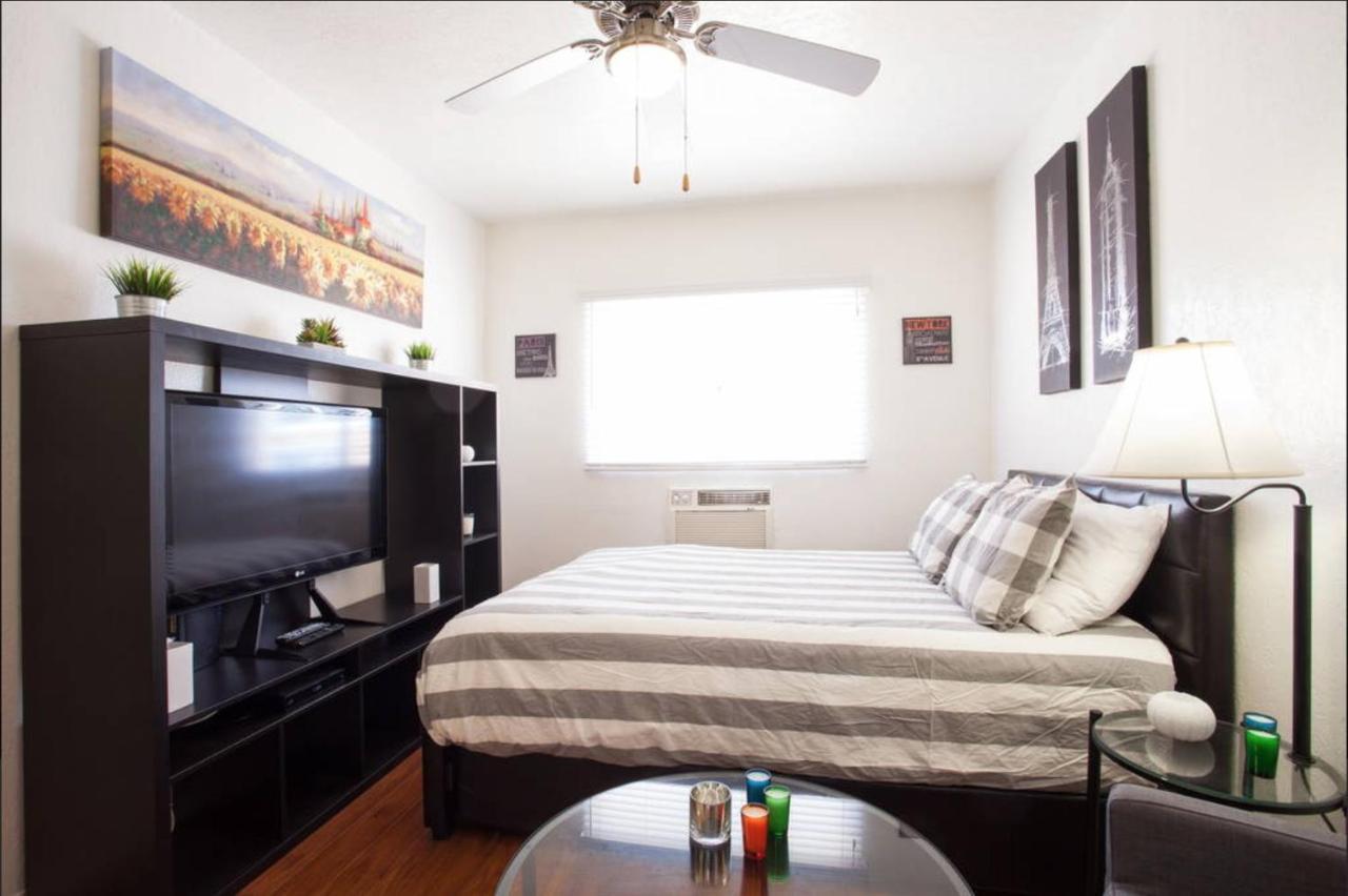 Hollywood Deluxe Suites Los Angeles Dış mekan fotoğraf